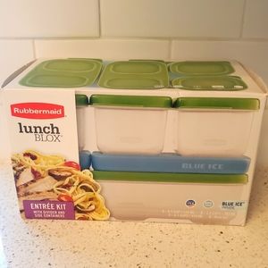 New Rubbermaid Lunch Blox for lunchbox with blue ice. Stackable boxes